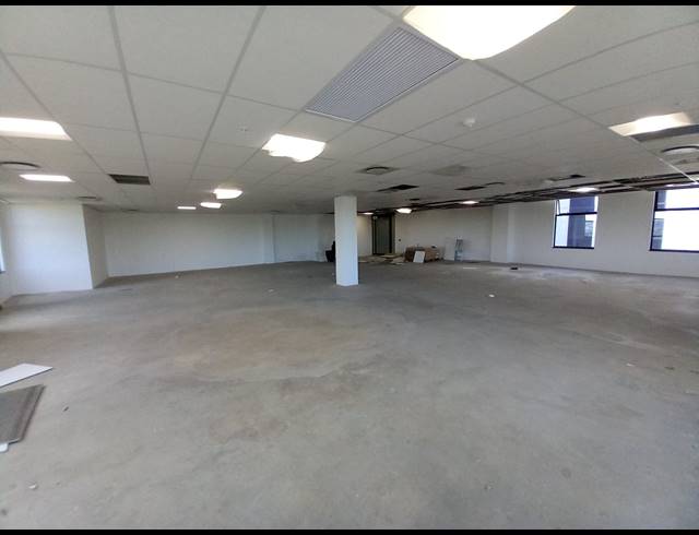 278M² OFFICE TO LET IN GLENADRIENNE